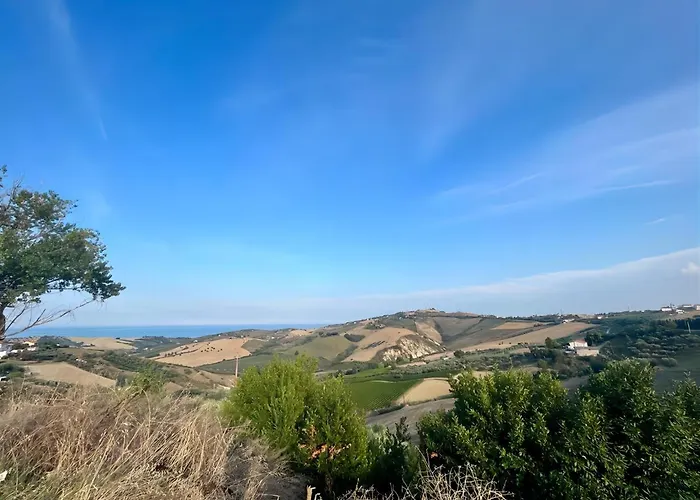 Roseto In Collina Cologna